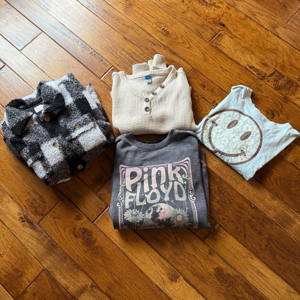 Girls Lot of long sleeve shirts ; 4 pieces ; sz L (10/12)